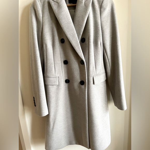 Size 8 Portman’s Grey Coat - Picture 7 of 10